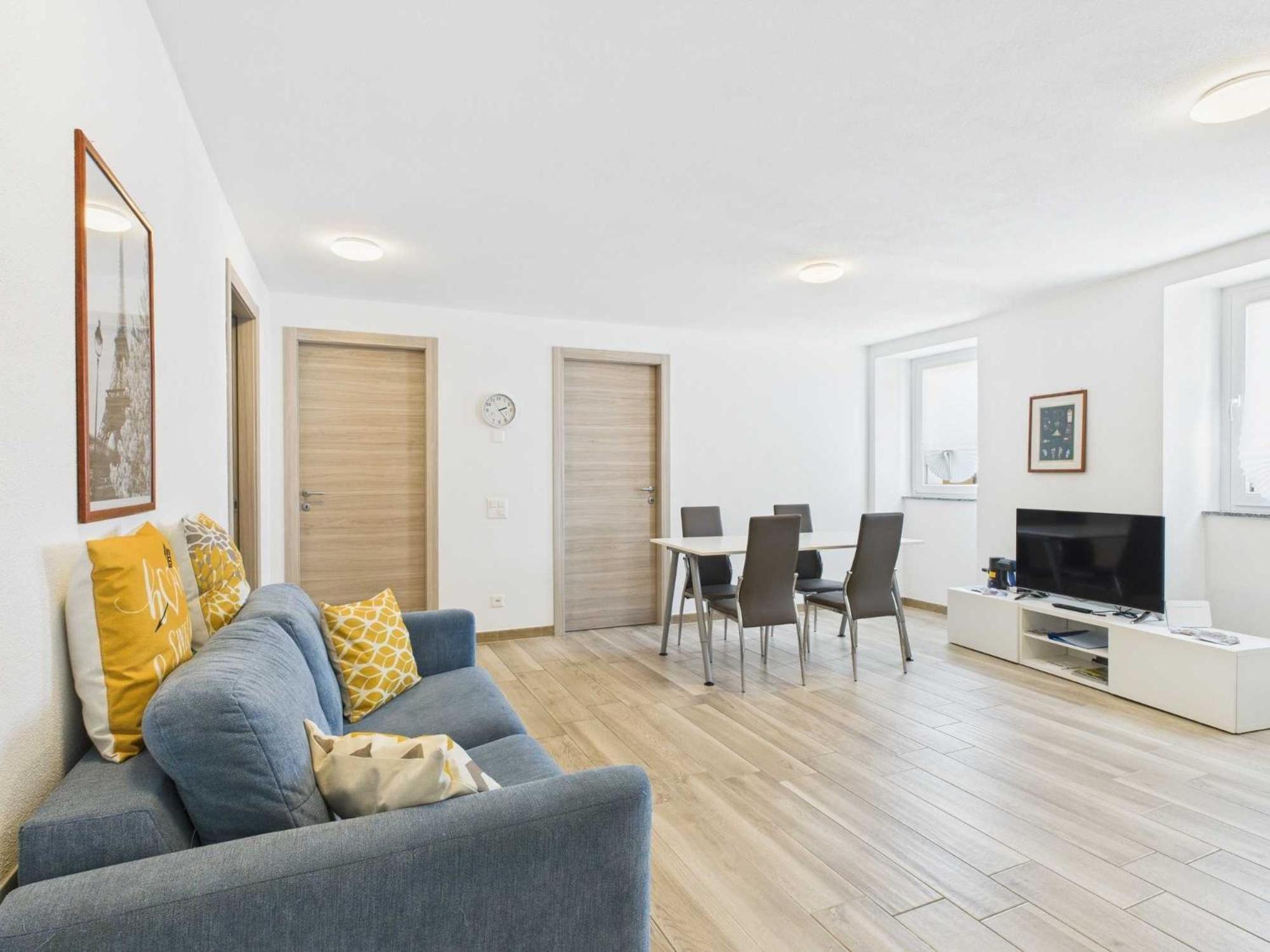 2curio Court House Charming In Malcantone Curio